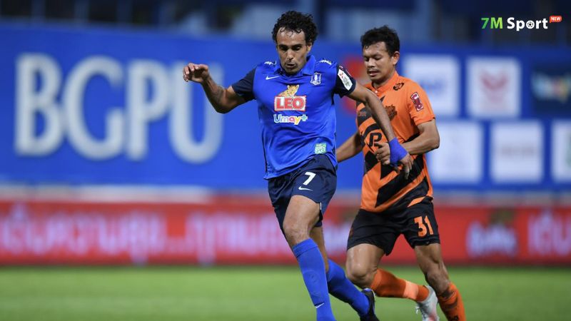 Giải đấu bóng đá hấp dẫn nhất ở xứ Chùa Vàng Giải đấu bóng đá hấp dẫn nhất ở xứ Chùa Vàng