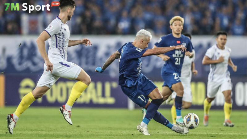 Đội thiếu người trong bóng đá là gì? Đội thiếu người trong bóng đá là gì?