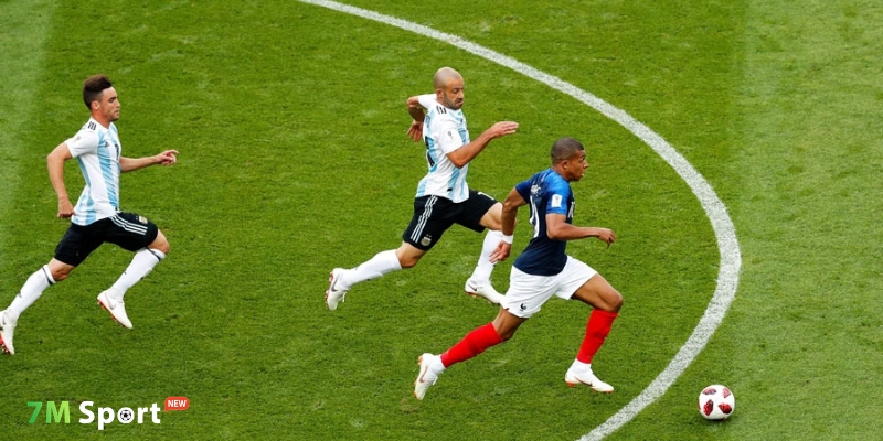 Khám phá những điều thú vị về tốc độ của các cầu thủ Khám phá những điều thú vị về tốc độ của các cầu thủ