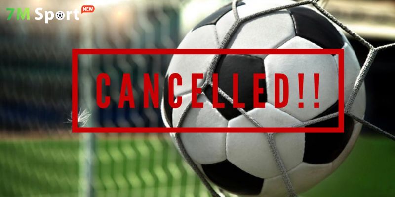 Luật hoãn trận đấu là gì trong bóng đá? Luật hoãn trận đấu là gì trong bóng đá?